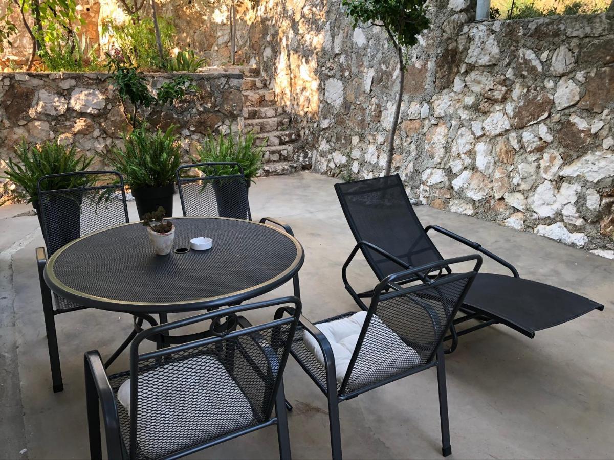 Apartmani Milka I Jozo 奥米什 外观 照片