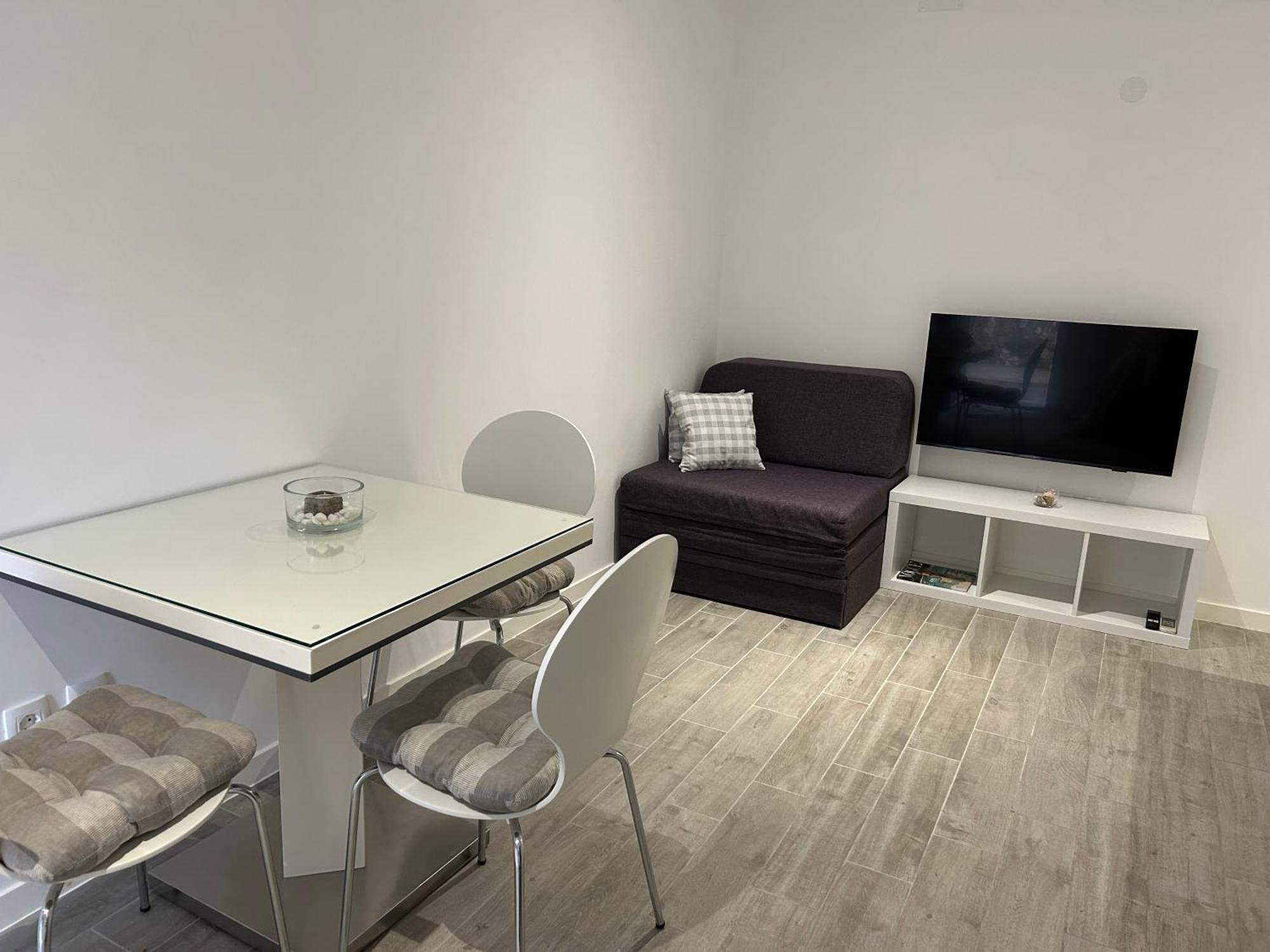 Apartmani Milka I Jozo 奥米什 客房 照片